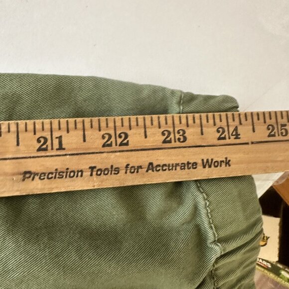 Torrid Olive Green Womens Cropped Pants 24R Cotton Feel the Fit 2X Cargo - Picture 11 of 12